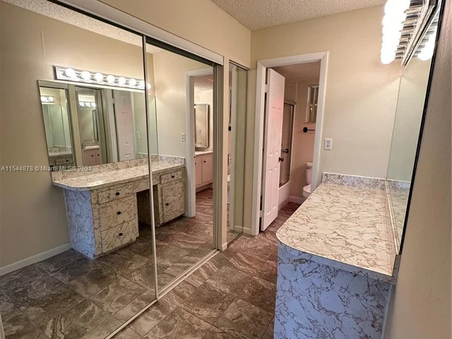 403 NW 68th Ave # 309, Plantation FL 33317