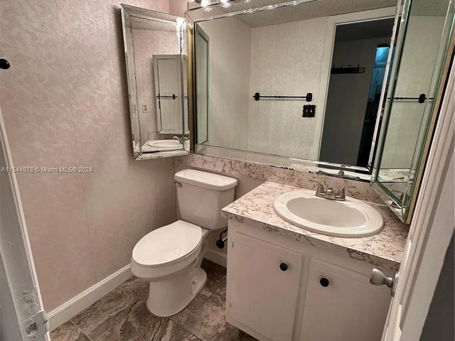 403 NW 68th Ave # 309, Plantation FL 33317