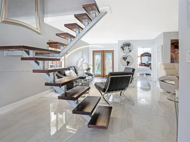 1611 SW 124th Place Concourse, Miami FL 33175