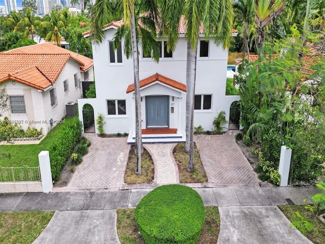 527 SW 20th Rd, Miami FL 33129