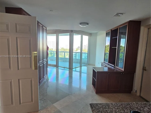 1643 Brickell Ave # 1002, Miami FL 33129