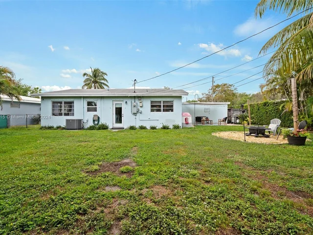 205 S 57th Ter, Hollywood FL 33023