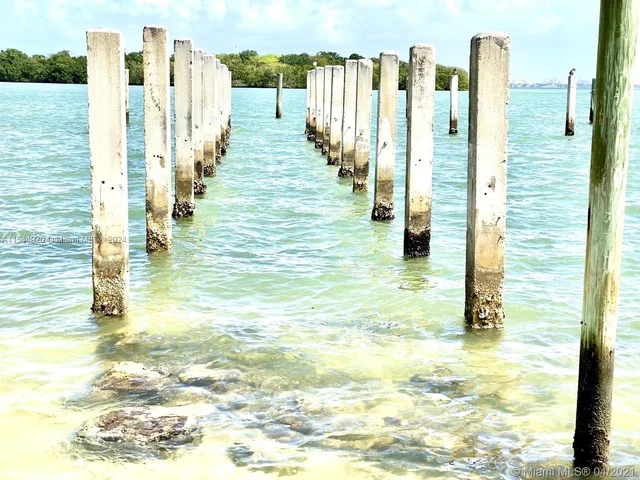 750 NE 64th St # B201, Miami FL 33138