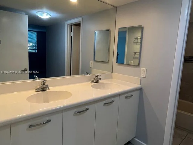 750 NE 64th St # B201, Miami FL 33138