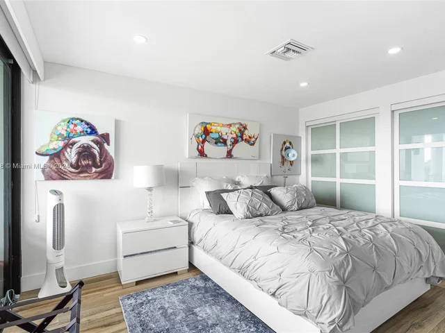 3100 NE 48th St # 312, Fort Lauderdale FL 33308