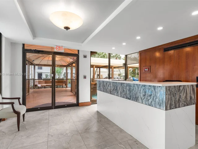 3100 NE 48th St # 312, Fort Lauderdale FL 33308