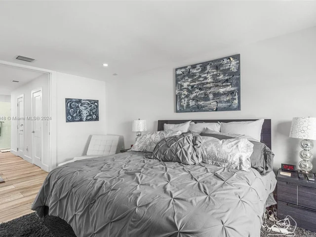 3100 NE 48th St # 312, Fort Lauderdale FL 33308