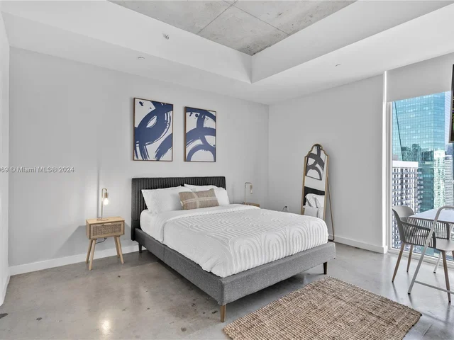 151 SE 1st St # 3203, Miami FL 33131