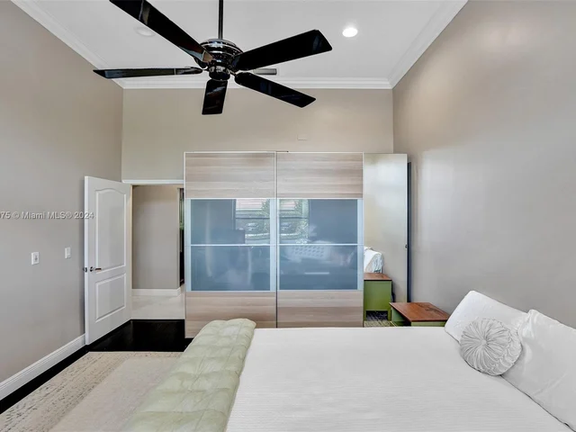 375 Alexandra Cir # 375, Weston FL 33326