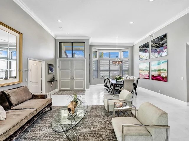 375 Alexandra Cir # 375, Weston FL 33326