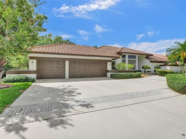 375 Alexandra Cir # 375, Weston FL 33326