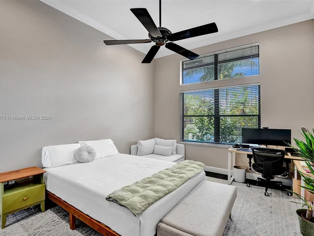 375 Alexandra Cir # 375, Weston FL 33326