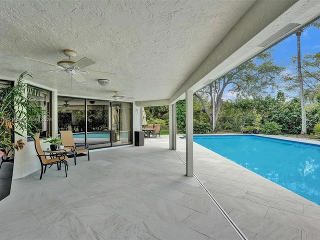 375 Alexandra Cir # 375, Weston FL 33326