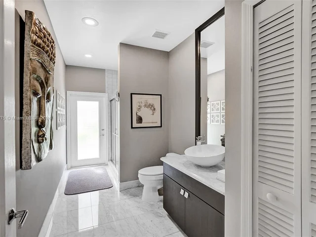 375 Alexandra Cir # 375, Weston FL 33326