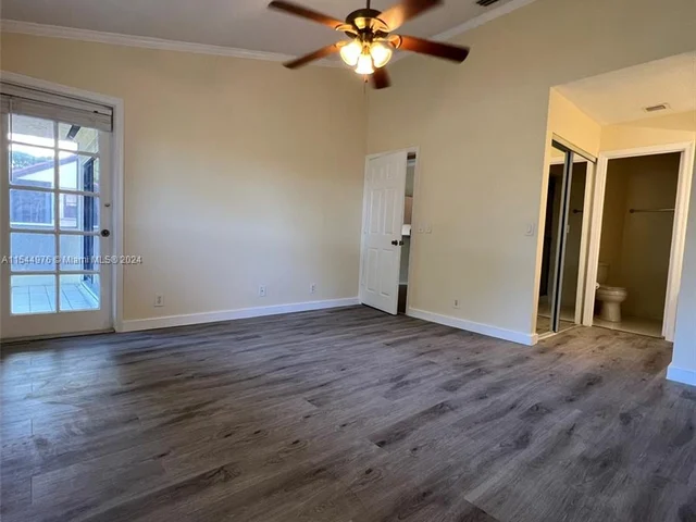 7 Via De Casas Sur # 202, Boynton Beach FL 33426