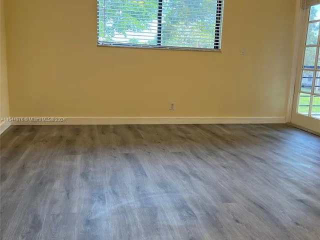 7 Via De Casas Sur # 202, Boynton Beach FL 33426