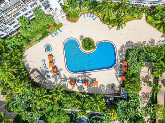 540 Brickell Key Dr # 1016, Miami FL 33131