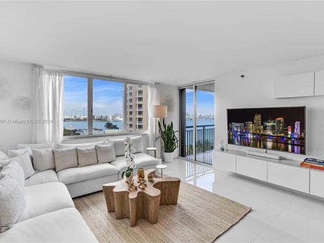 540 Brickell Key Dr # 1016, Miami FL 33131