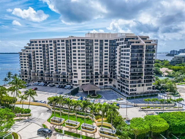 540 Brickell Key Dr # 1016, Miami FL 33131