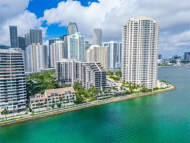 540 Brickell Key Dr # 1016, Miami FL 33131