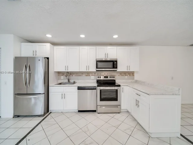 11640 NW 39th St # 1, Coral Springs FL 33065