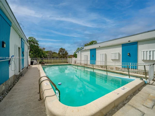 11640 NW 39th St # 1, Coral Springs FL 33065