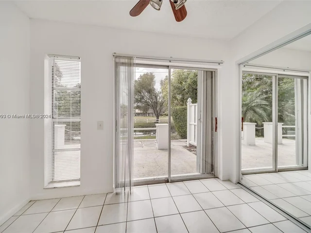 11640 NW 39th St # 1, Coral Springs FL 33065