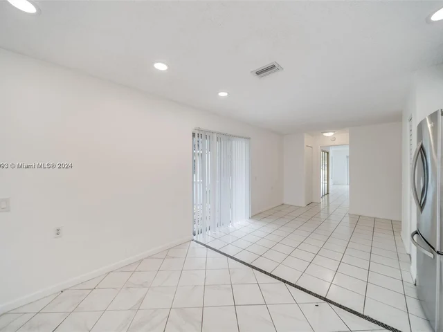 11640 NW 39th St # 1, Coral Springs FL 33065