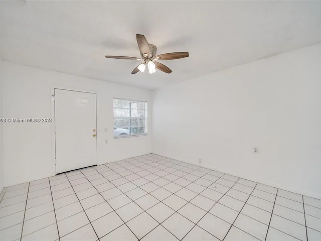 11640 NW 39th St # 1, Coral Springs FL 33065