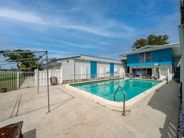 11640 NW 39th St # 1, Coral Springs FL 33065