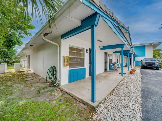 11640 NW 39th St # 1, Coral Springs FL 33065