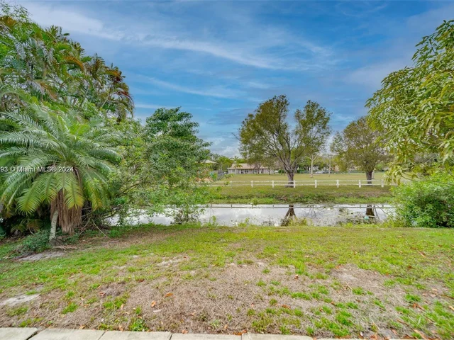 11640 NW 39th St # 1, Coral Springs FL 33065