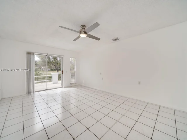11640 NW 39th St # 1, Coral Springs FL 33065