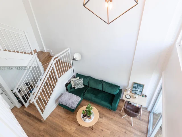 1528 Brickell Ave # 109, Miami FL 33129