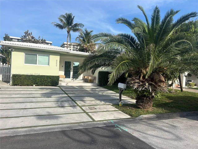 8859 Abbott Ave # 0, Surfside FL 33154