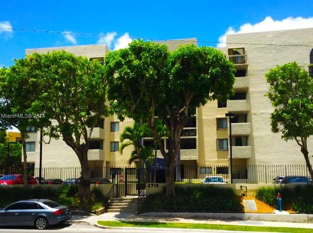 2715 Tigertail Ave # 102, Miami FL 33133