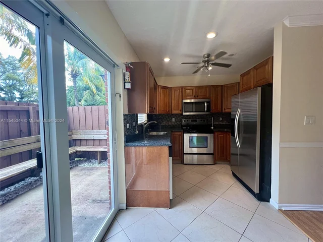 75 NE 20th Ct # 8H, Wilton Manors FL 33305