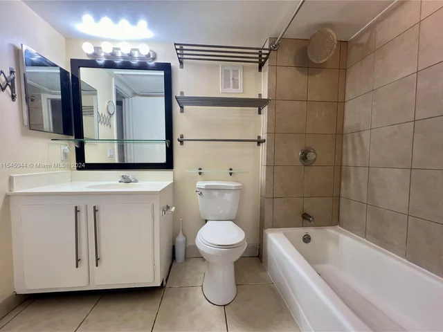 75 NE 20th Ct # 8H, Wilton Manors FL 33305