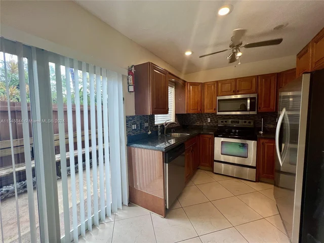 75 NE 20th Ct # 8H, Wilton Manors FL 33305