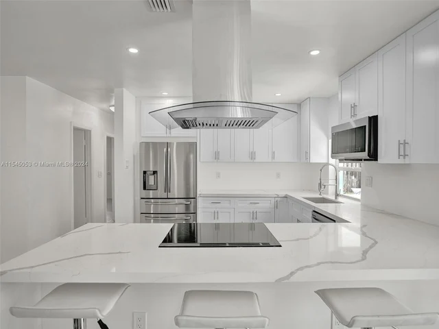 4440 NE 16th Ave, Oakland Park FL 33334