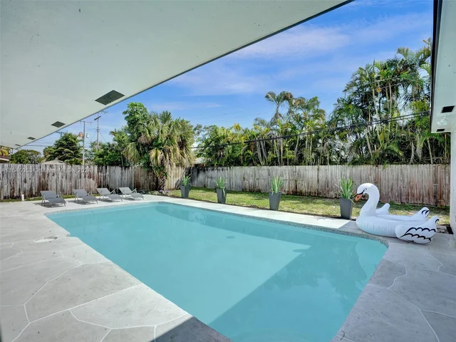 4440 NE 16th Ave, Oakland Park FL 33334