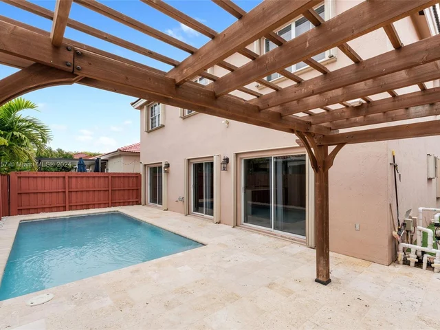 8148 SW 163rd Ct, Miami FL 33193