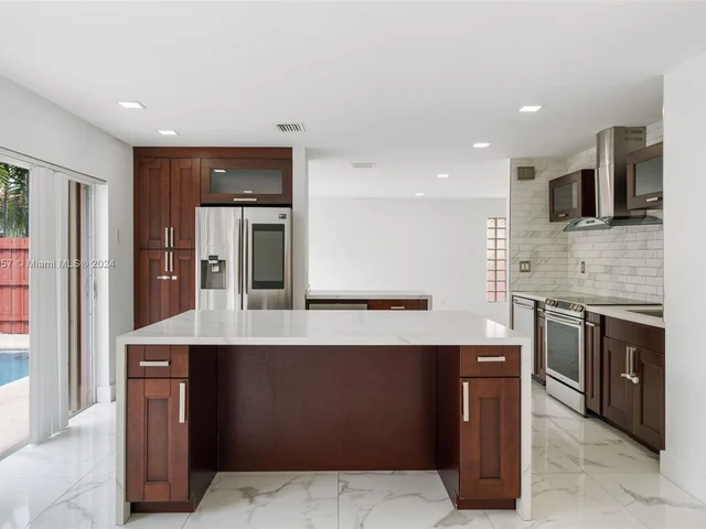 8148 SW 163rd Ct, Miami FL 33193