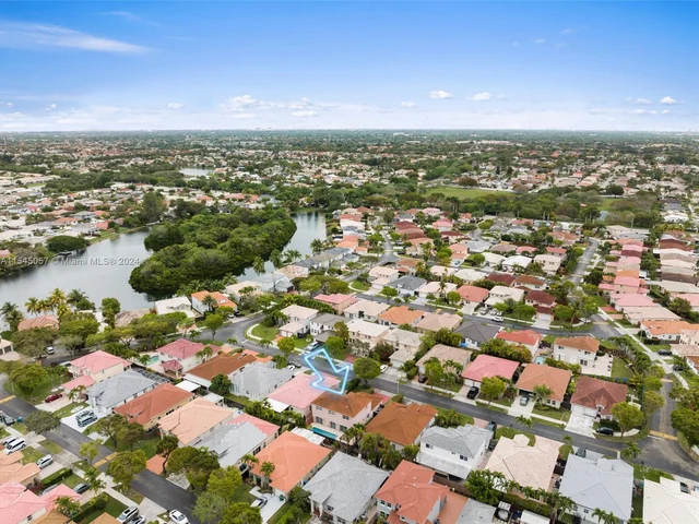 8148 SW 163rd Ct, Miami FL 33193