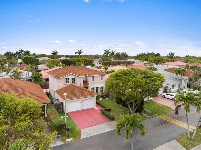 8148 SW 163rd Ct, Miami FL 33193