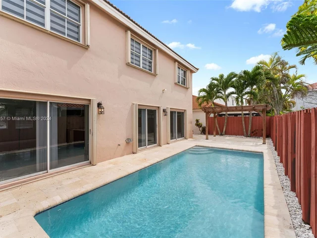 8148 SW 163rd Ct, Miami FL 33193