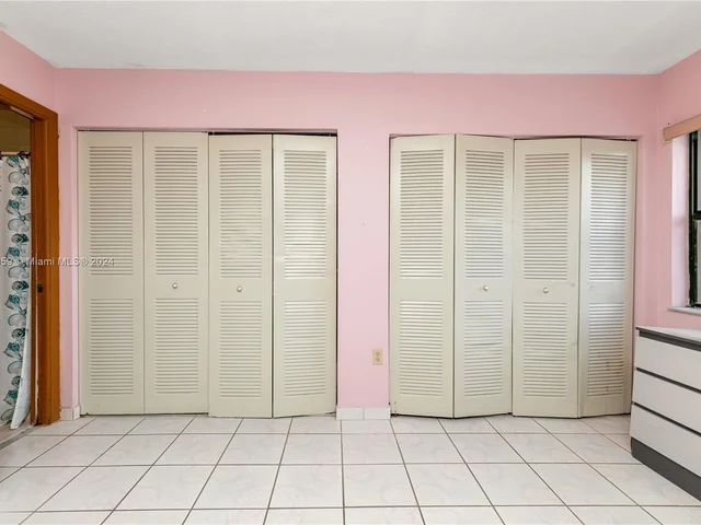 1490 SW 124th Place Concourse, Miami FL 33184