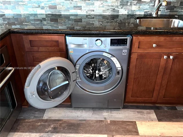 833 NE 18th Ct # 3, Fort Lauderdale FL 33305