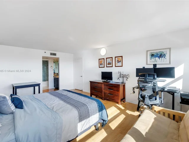 3200 Port Royale Dr N # 1101, Fort Lauderdale FL 33308