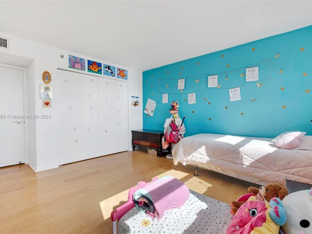 3200 Port Royale Dr N # 1101, Fort Lauderdale FL 33308